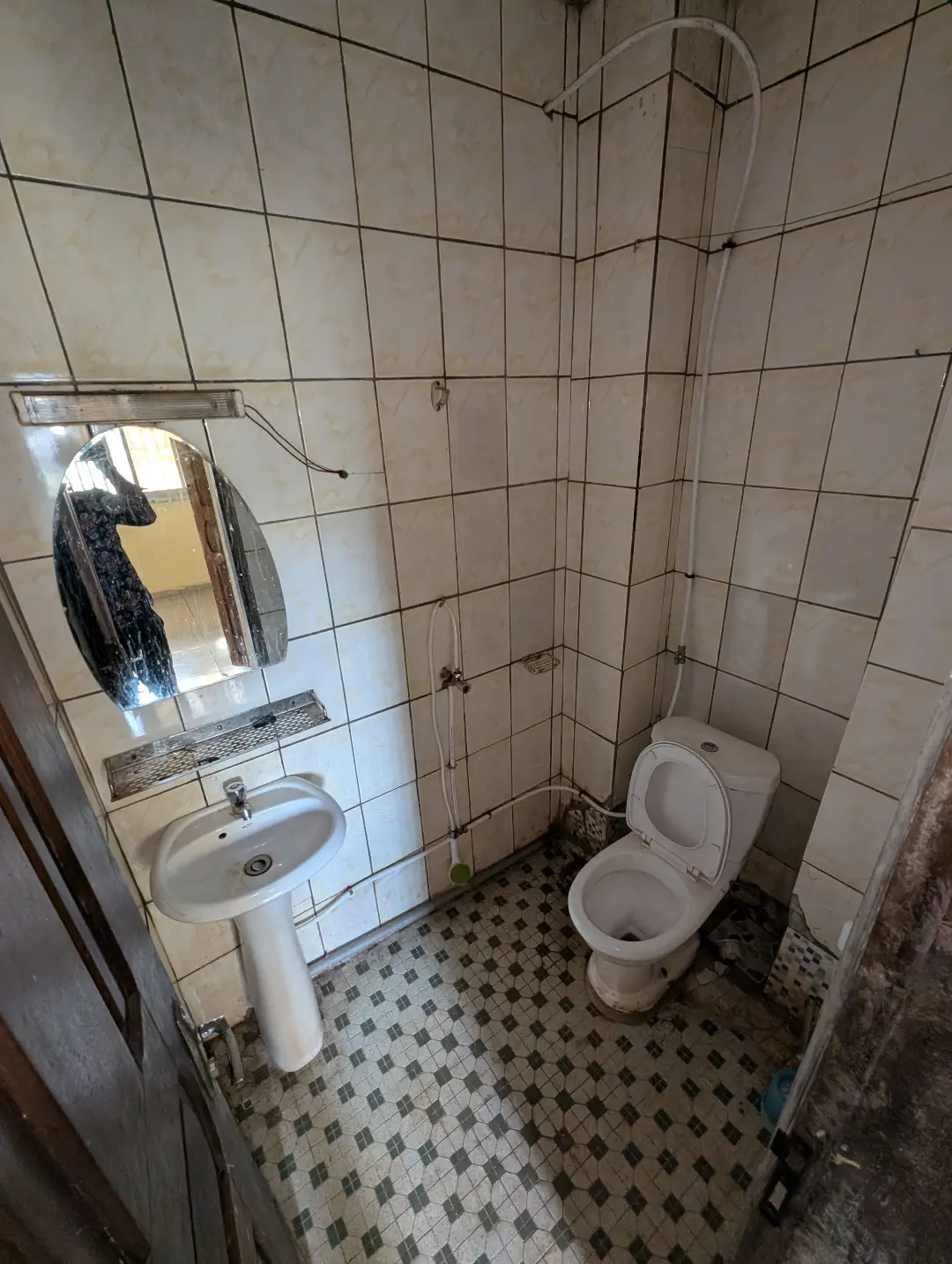 Appartement moderne à louer à Bafoussam Depot Petrolier - Image 17