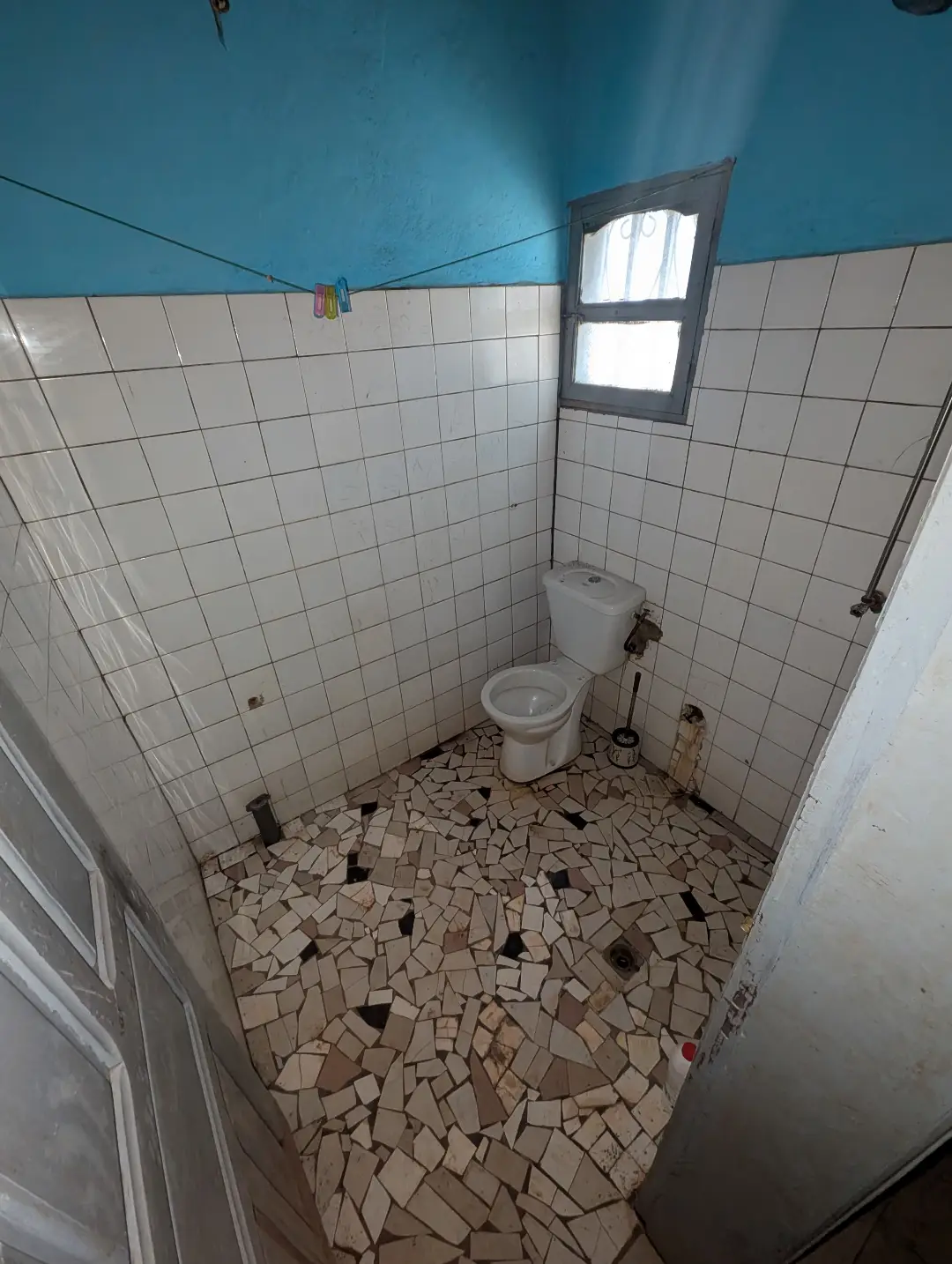 Maison moderne à louer à Bafoussam Boulevard Eveche - Image 18