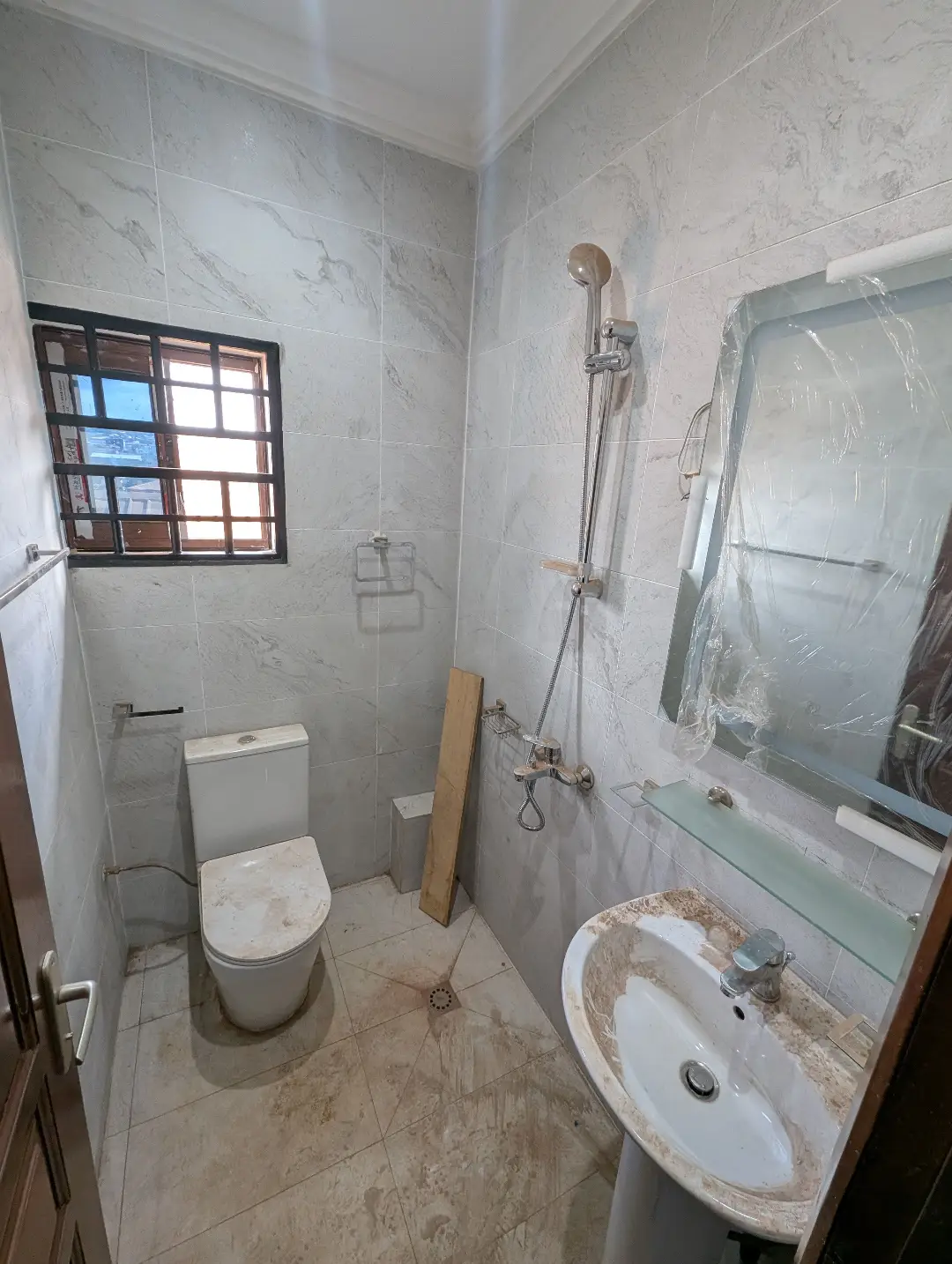 Appartement moderne à louer à Bafoussam Maeture - Image 20