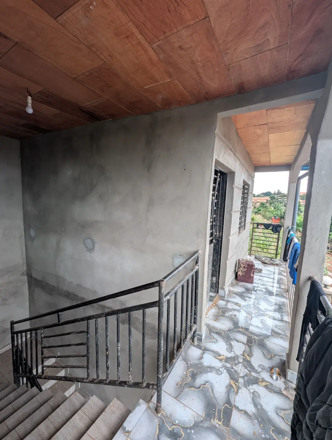 Appartement moderne à louer à Bafoussam Carrefour Saint Thomas - Image 2