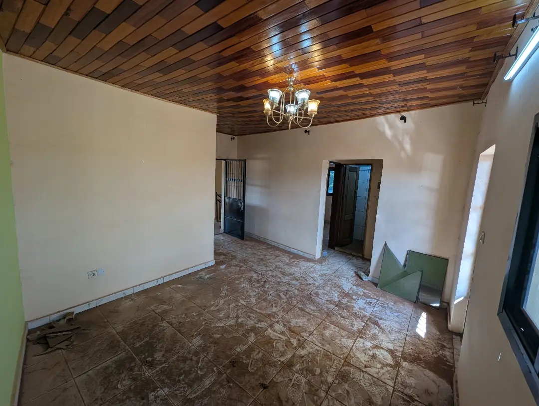 Appartement moderne à louer à Bafoussam Carrefour Ekoule - Image 2