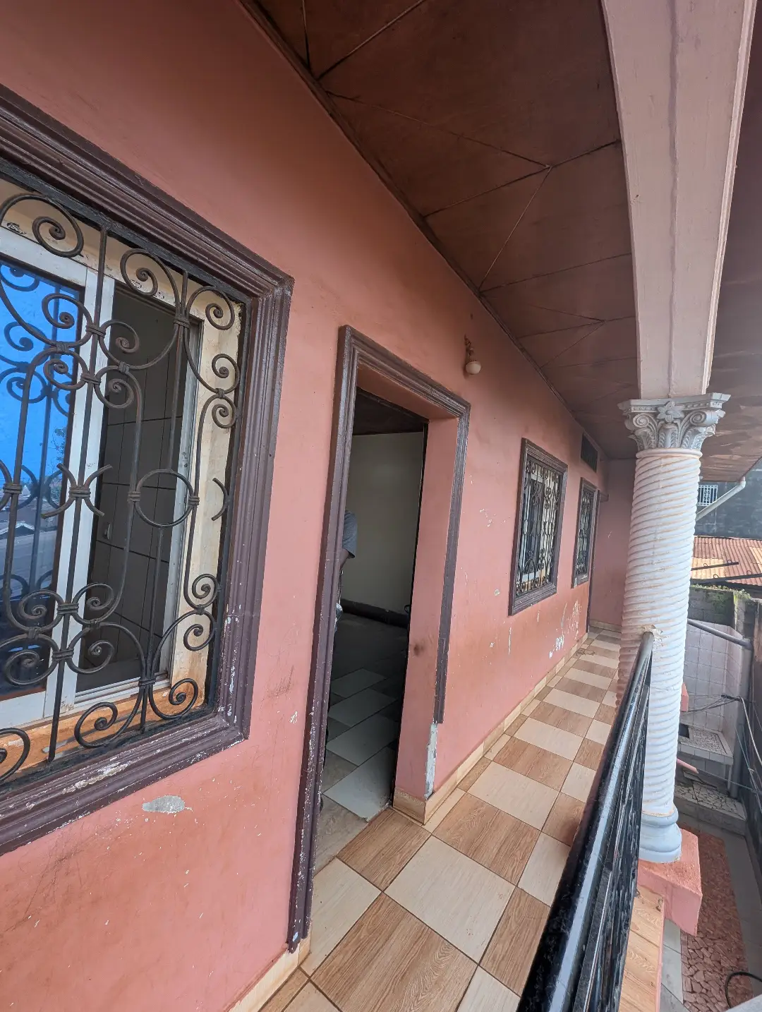 Appartement moderne à louer à Bafoussam Marche Bipmop - Image 2