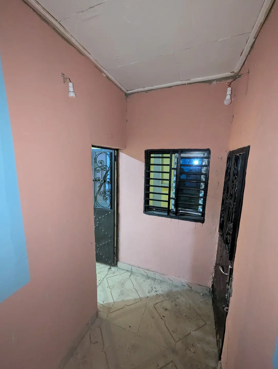 Studio moderne à louer à Bafoussam Touristique - Image 2