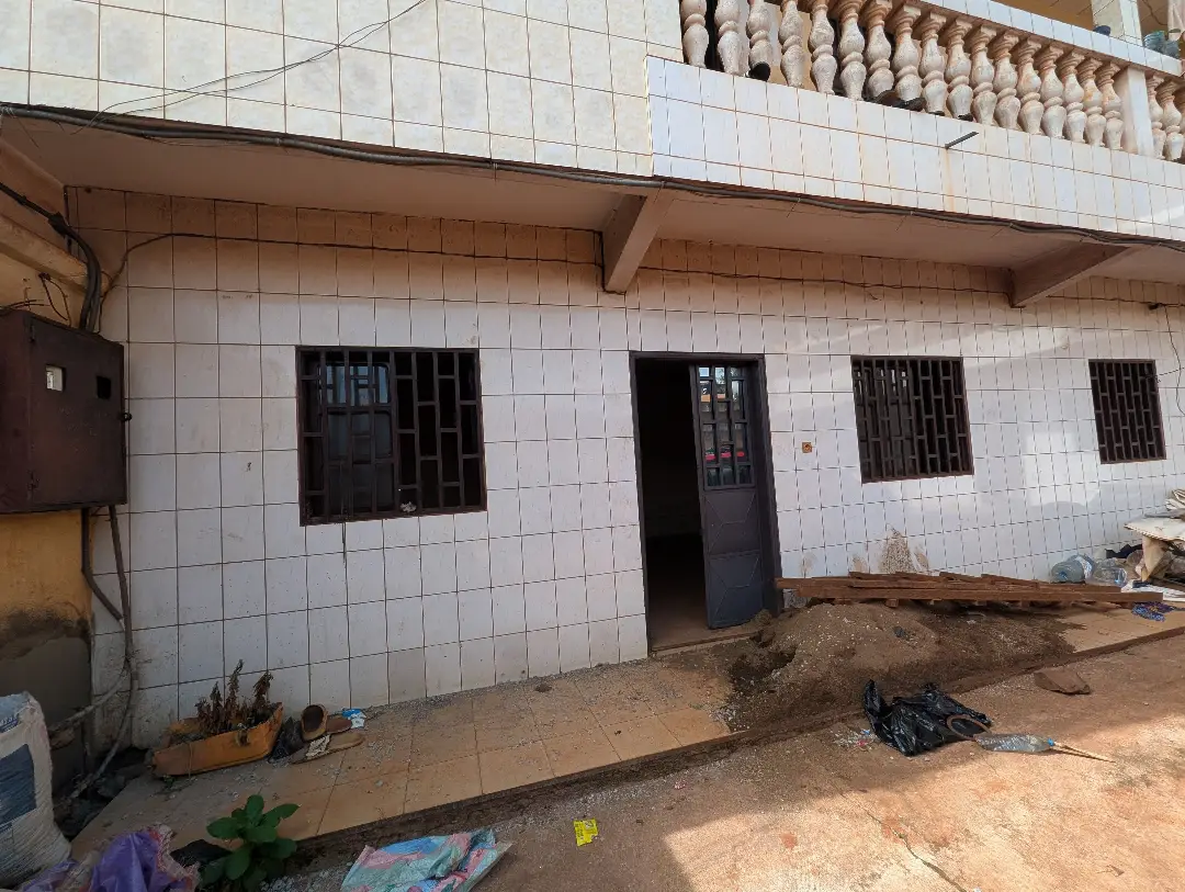 Appartement moderne à louer à Bafoussam Depot Petrolier - Image 2