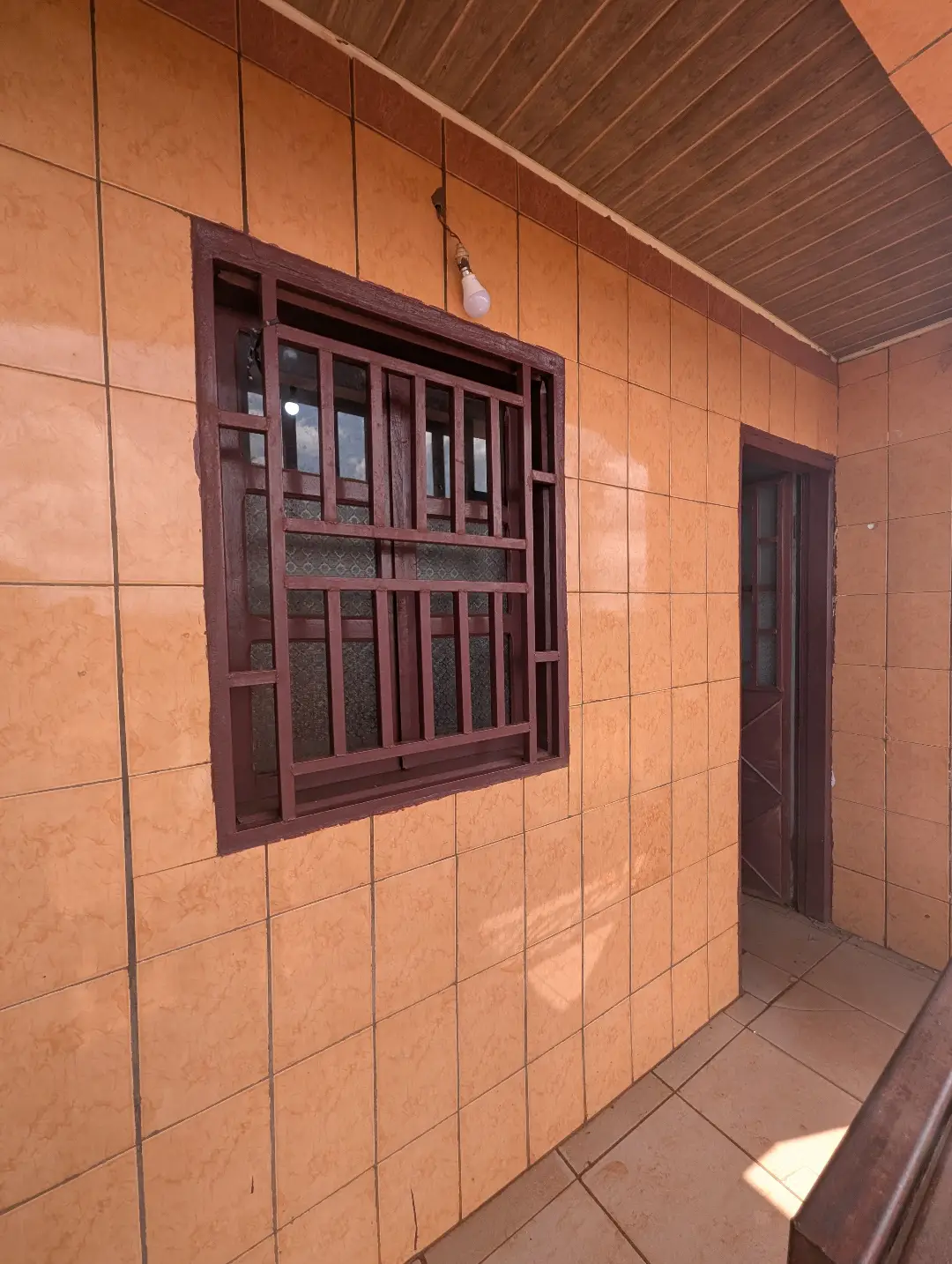 Appartement moderne à louer à Bafoussam Stade Municipal - Image 2