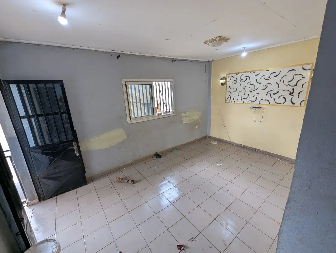 Appartement moderne à louer à Bafoussam Kouongouo - Image 2