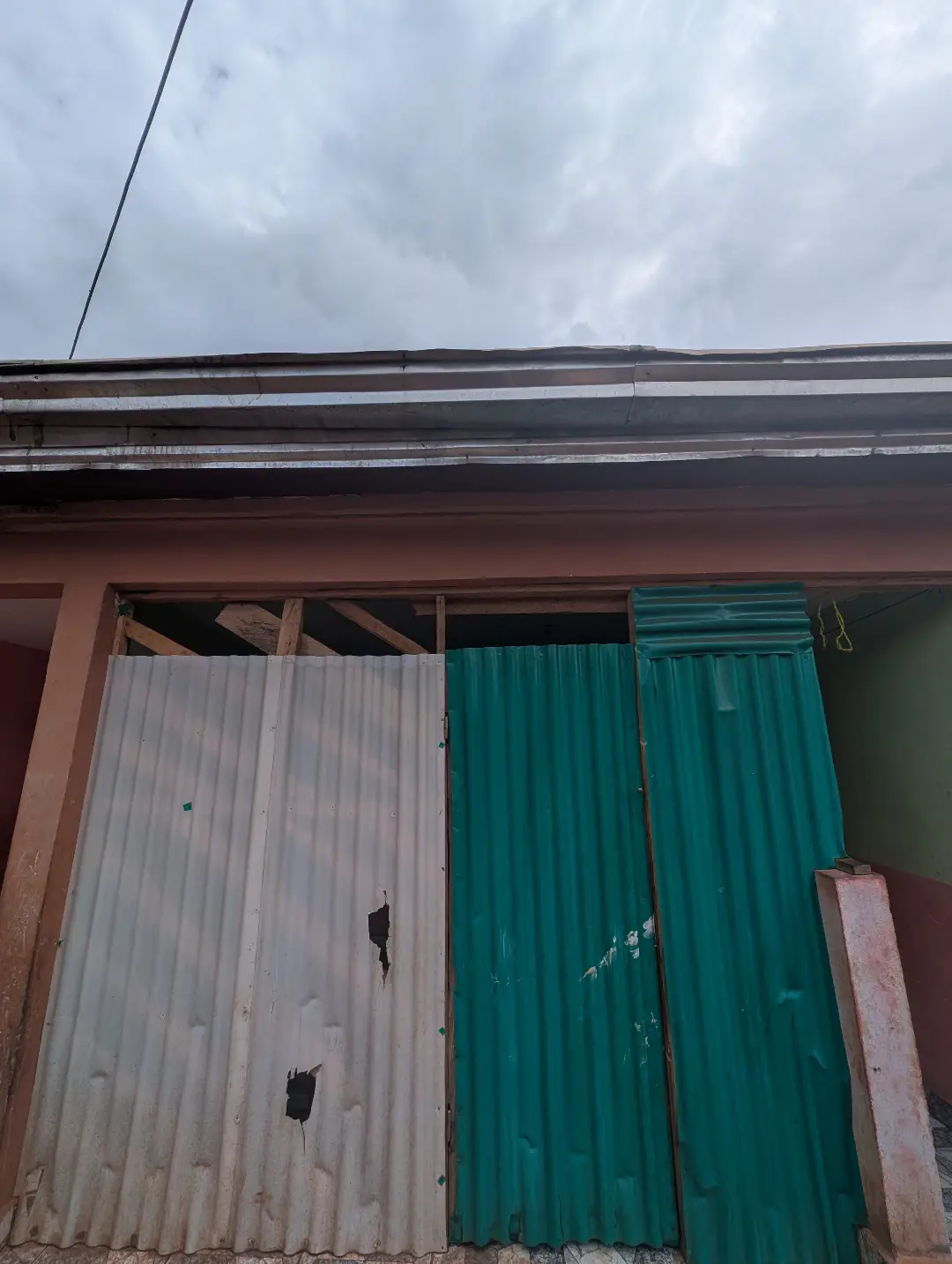 Appartement moderne à louer à Bafoussam Gabon Bar - Image 2