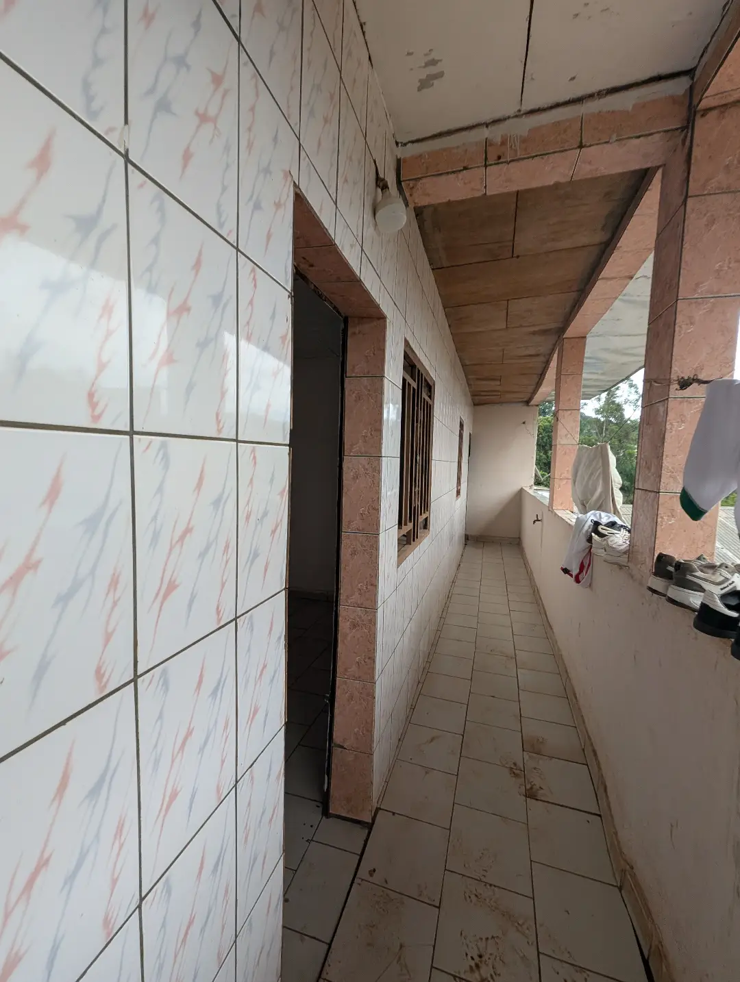 Studio moderne à louer à Bafoussam Camoco Cami Toyota - Image 2