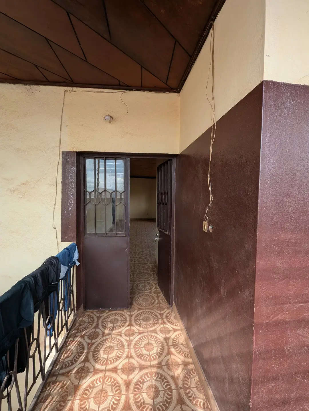 Appartement moderne à louer à Bafoussam Total D'en Bas - Image 2
