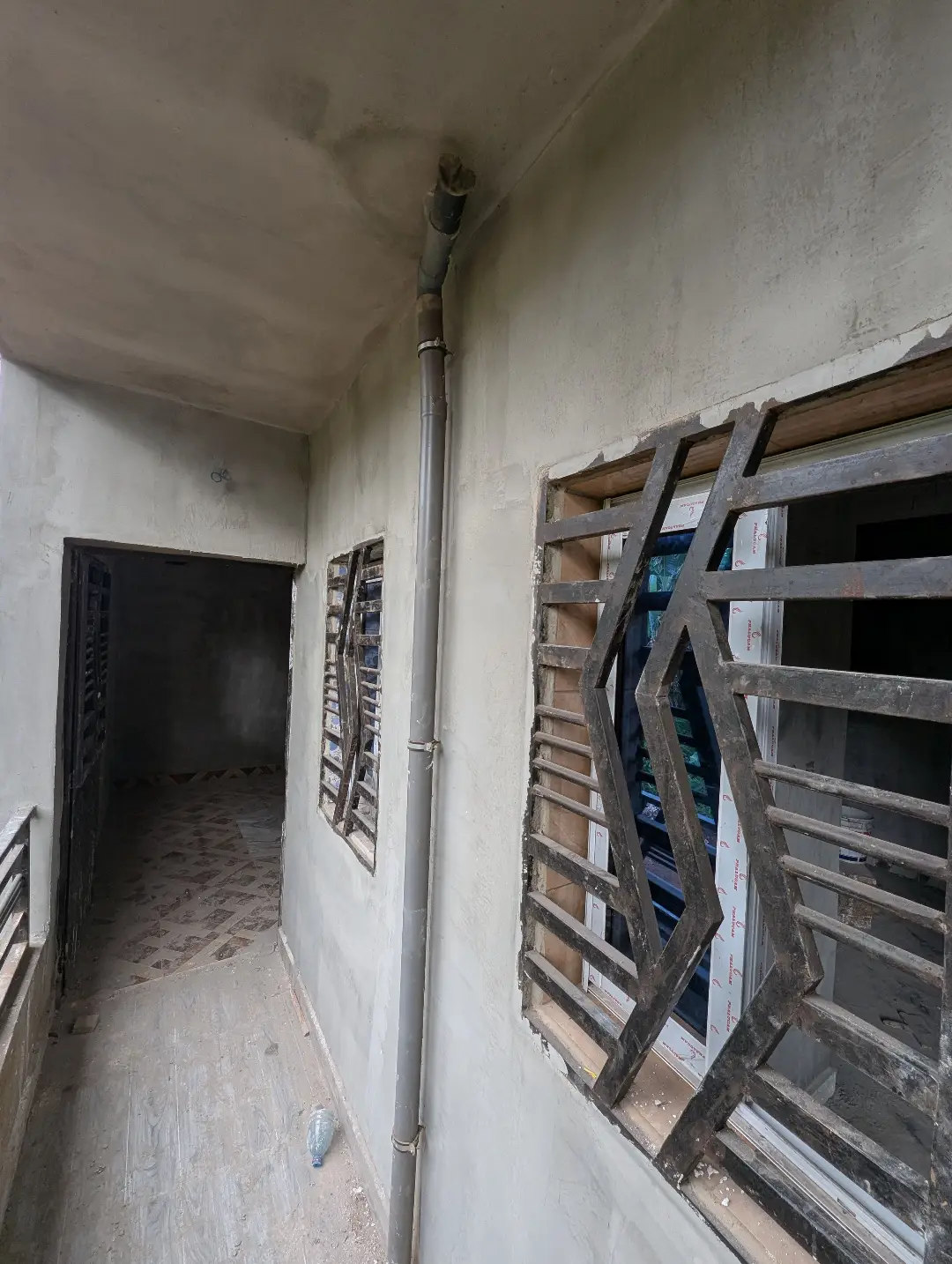 Studio moderne à louer à Bafoussam Kouongouo - Image 2