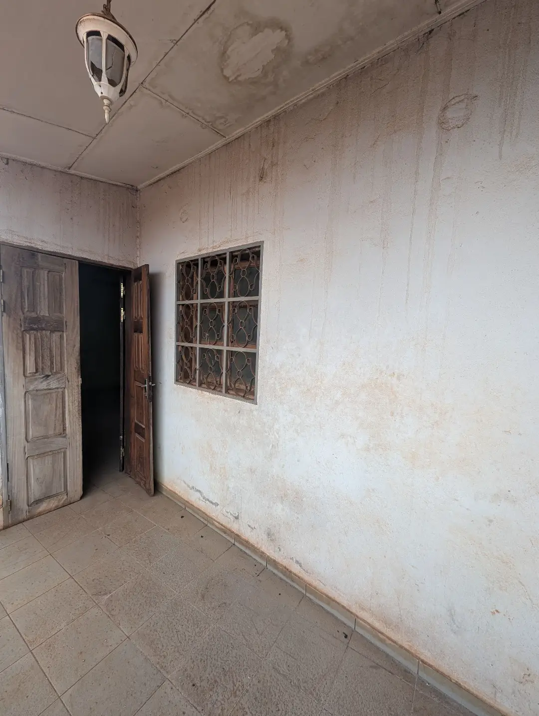 Appartement moderne à louer à Bafoussam Mairie Rural - Image 2