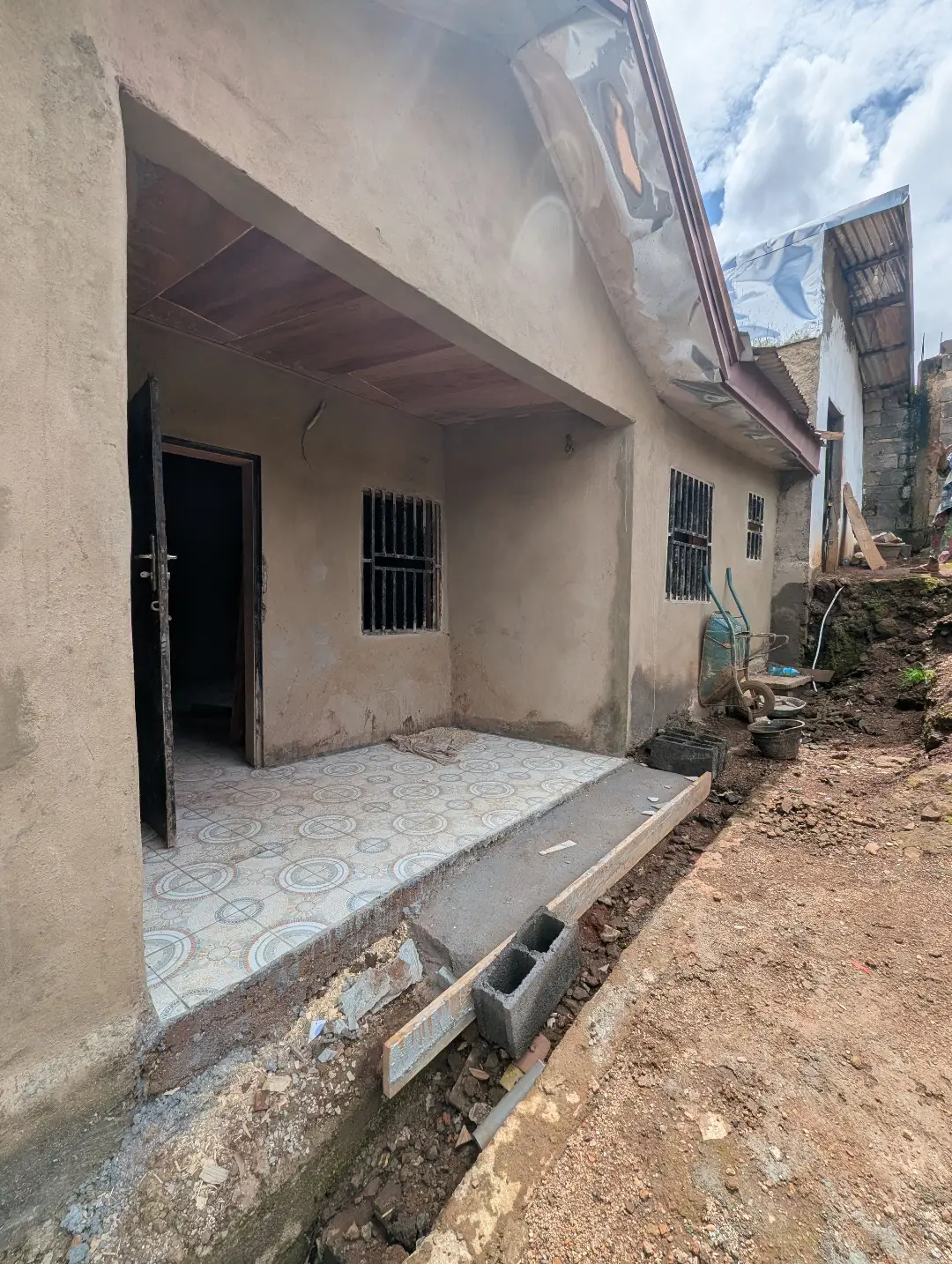 Appartement moderne à louer à Bafoussam Ancien Brigade Baleng - Image 2
