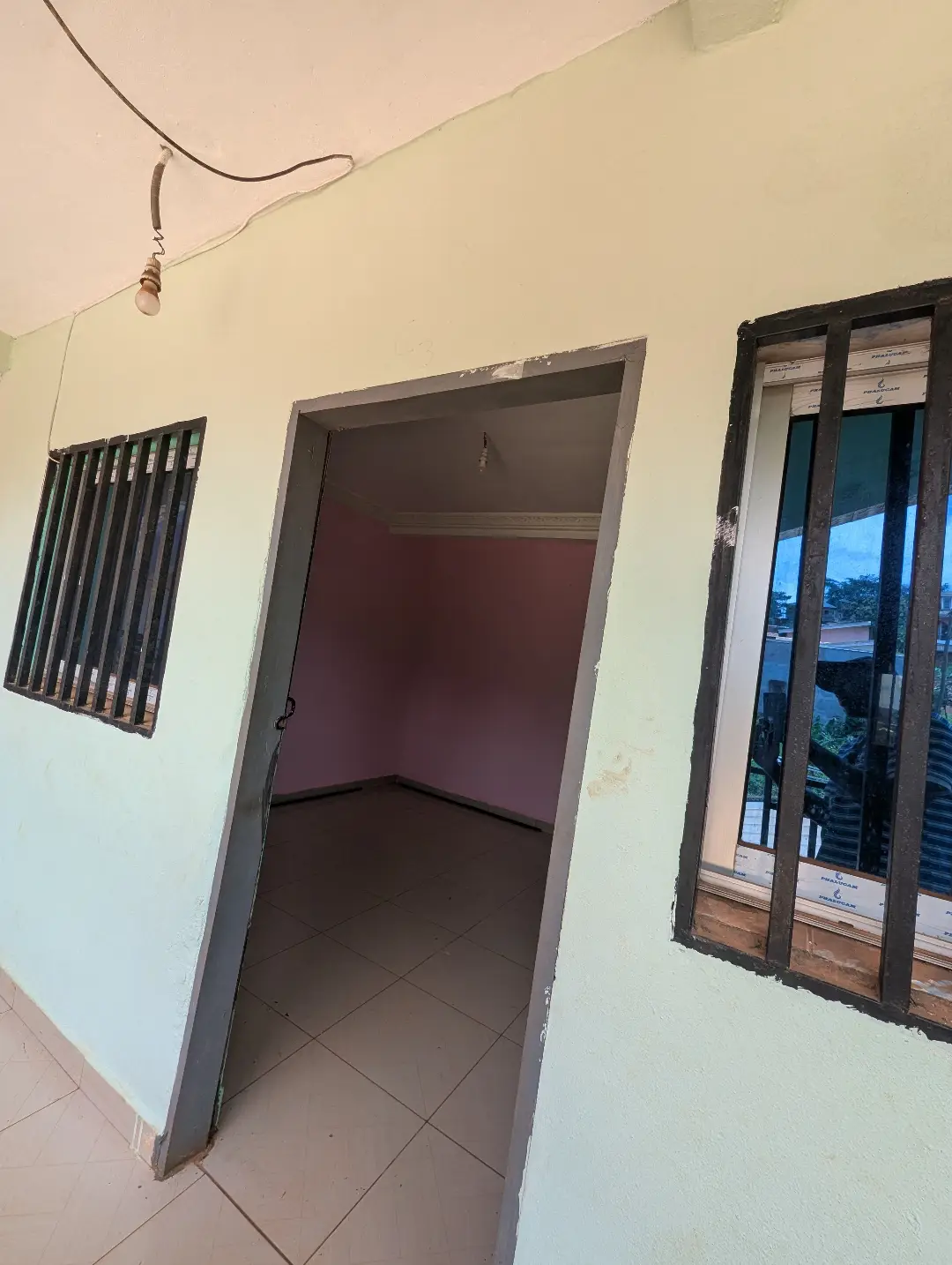 Appartement moderne à louer à Bafoussam Marie Rural (lepreserie) - Image 2