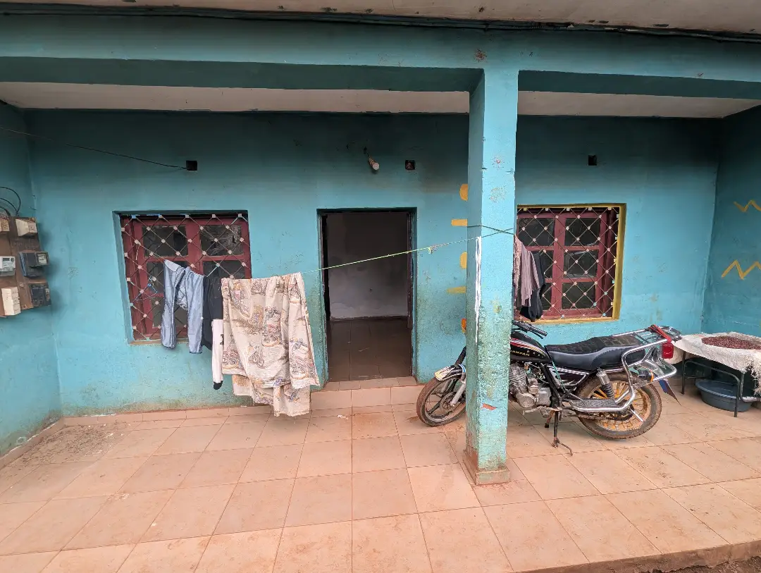 Maison moderne à louer à Bafoussam Tamdja - Image 2