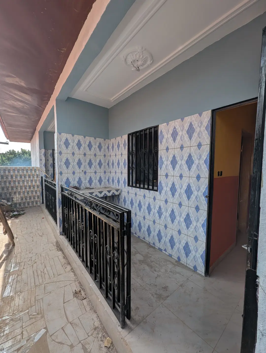 Appartement moderne à louer à Bafoussam Carrefour Ekoule - Image 2