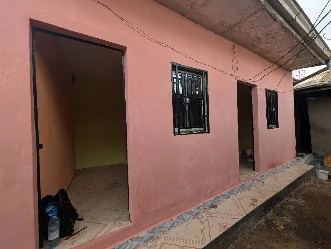 Chambre à louer à Bafoussam Ta'a Mbah - Image 2