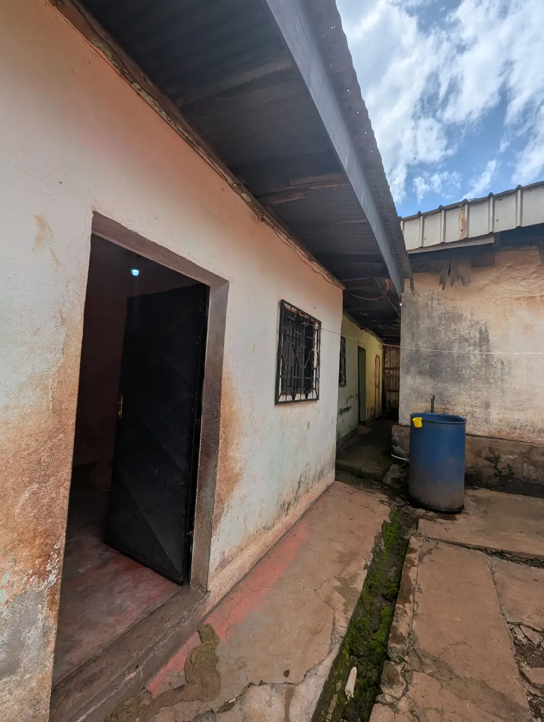 Appartement moderne à louer à Bafoussam Mairie Rural - Image 2