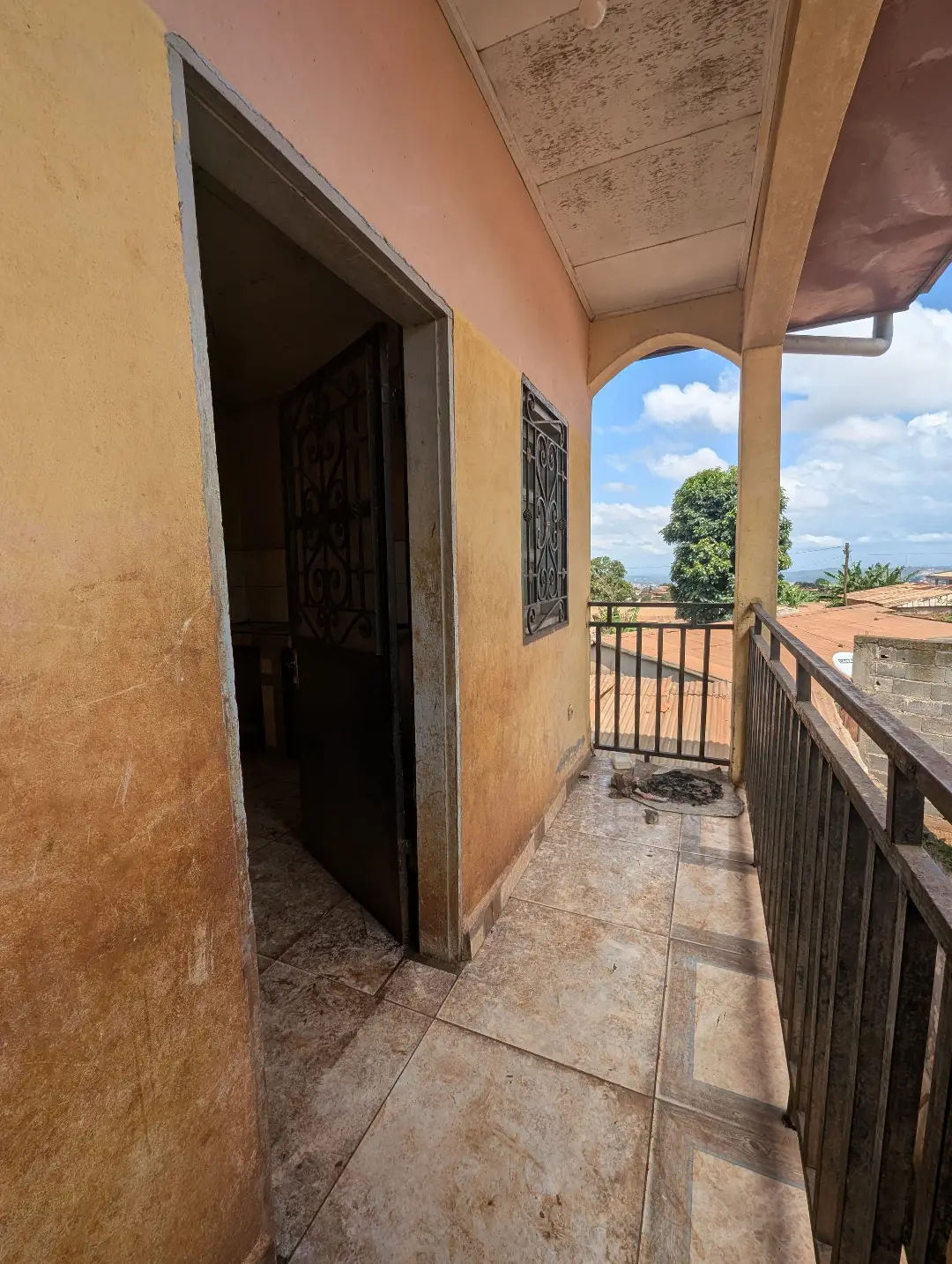 Appartement moderne à louer à Bafoussam Colaco - Image 2