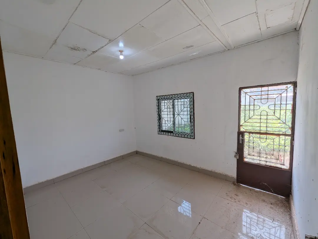 Maison moderne à louer à Bafoussam Madelon - Image 27