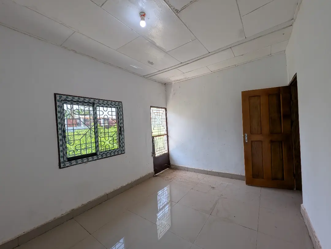 Maison moderne à louer à Bafoussam Madelon - Image 28