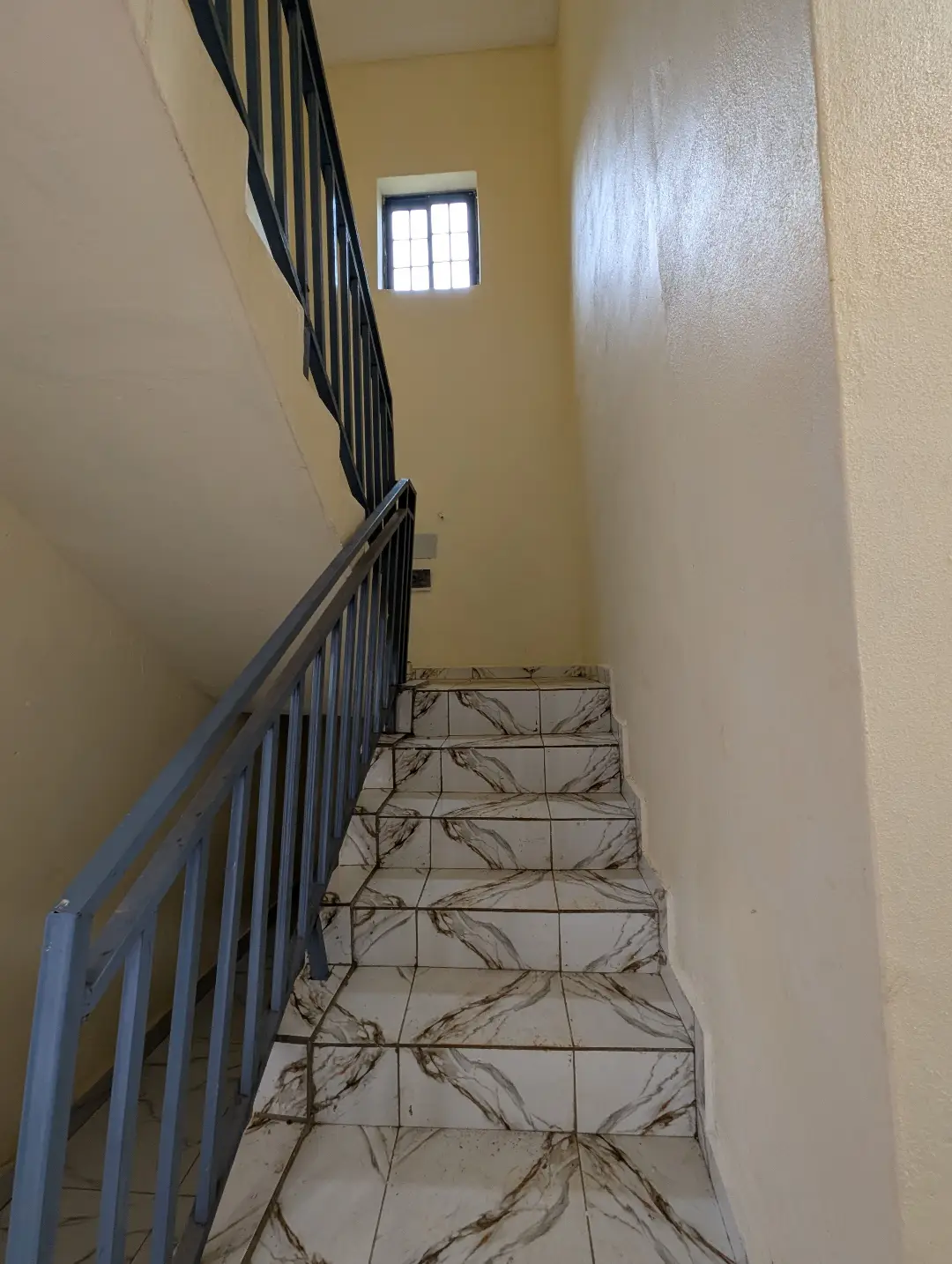 Villa moderne à vendre à Bafoussam Memboutchi - Image 29