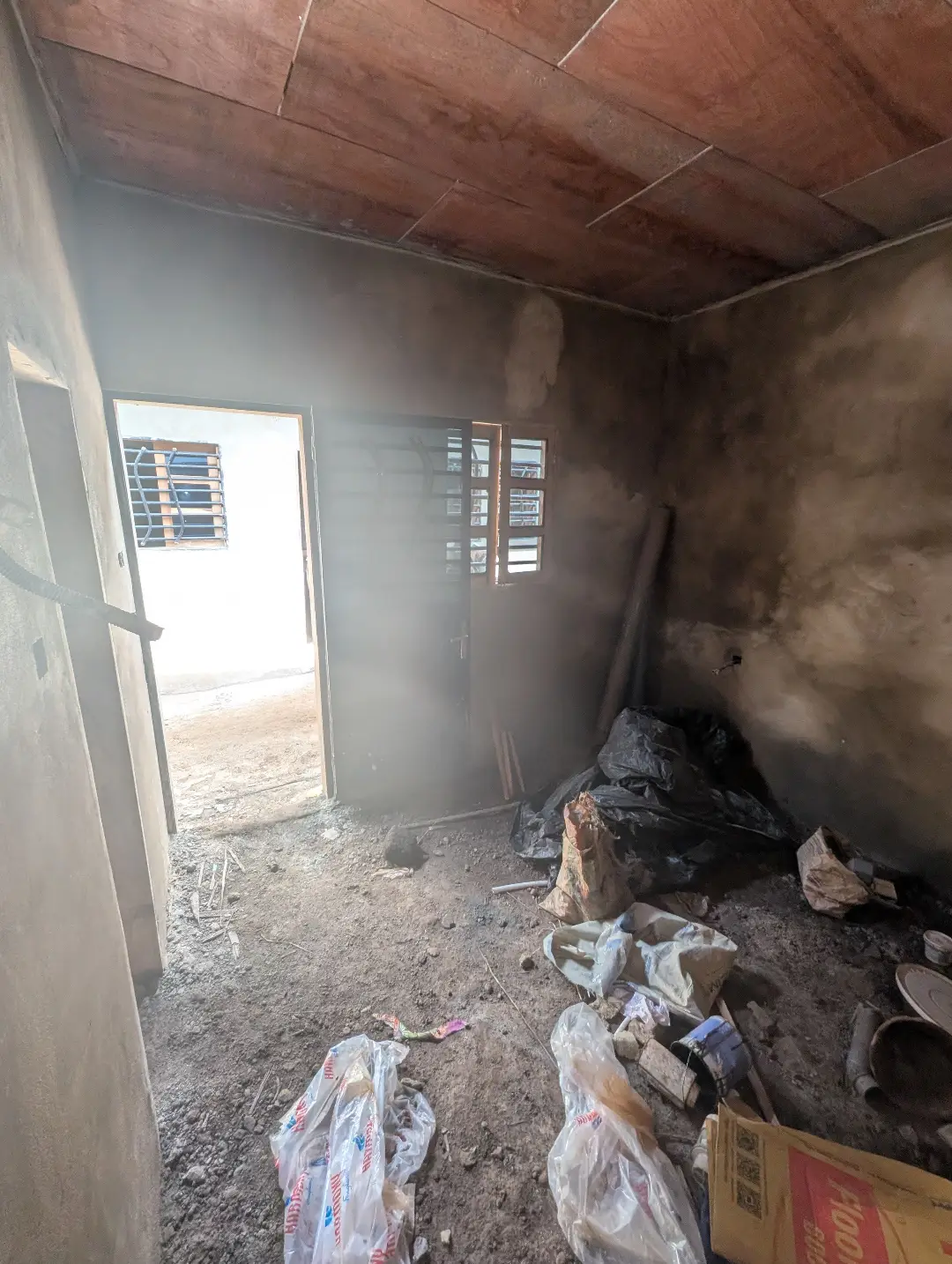 Chambre moderne à louer à Bafoussam Explosif - Image 3