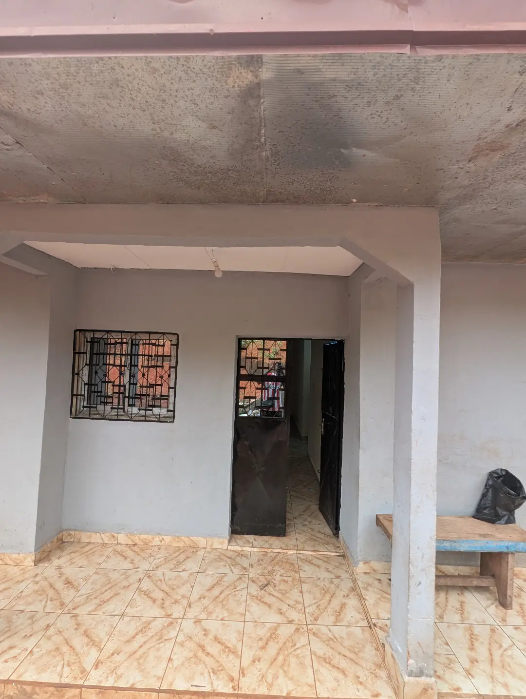 Appartement moderne à louer à Bafoussam Terminus - Image 3