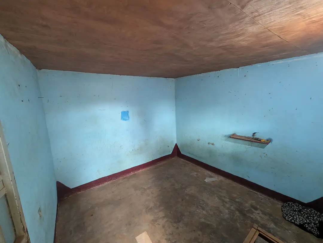 Chambre moderne à louer à Bafoussam Explosif - Image 3
