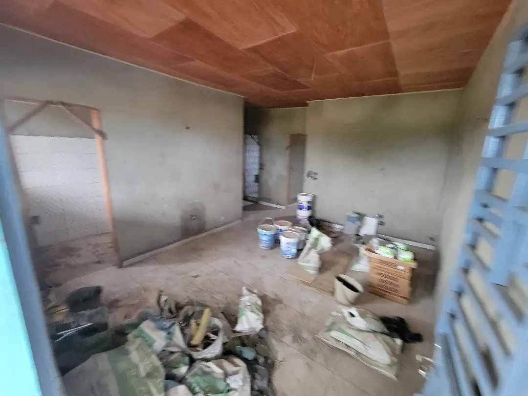 Studio moderne à louer à Bafoussam Ngouache I - Image 3