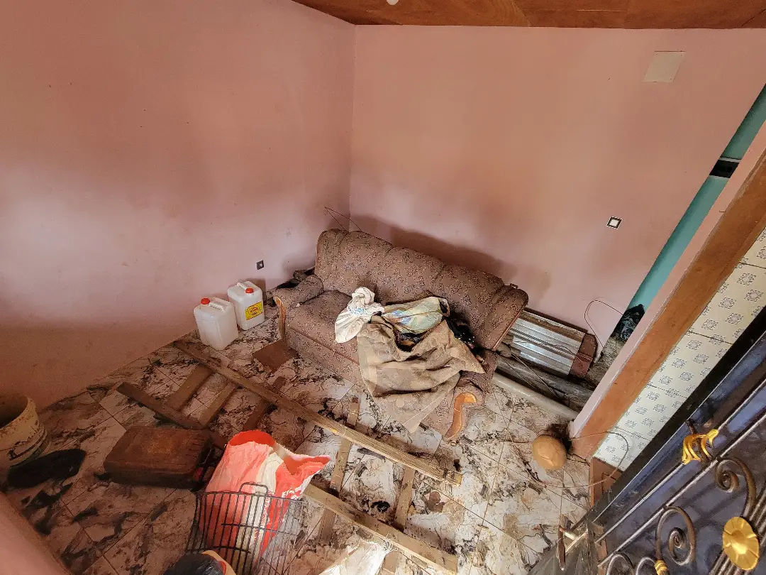 Studio moderne à louer à Bafoussam Toket - Image 3