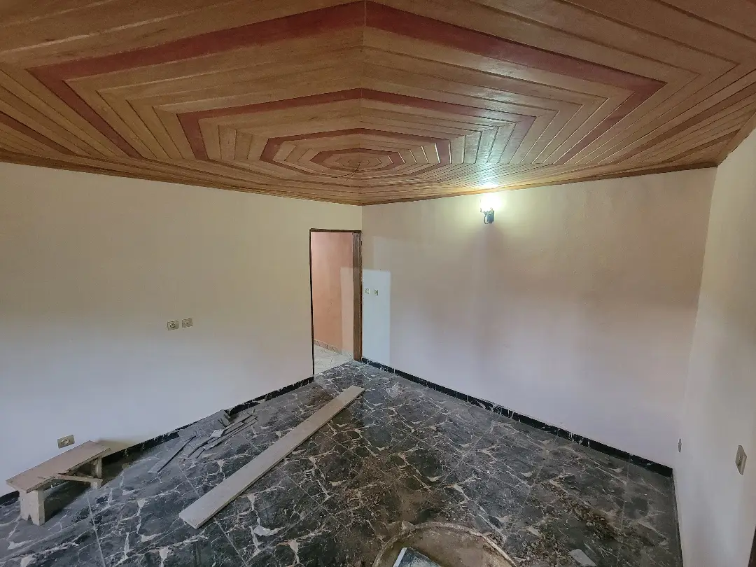 Appartement moderne à louer à Bafoussam Carrefour Ekoule - Image 3