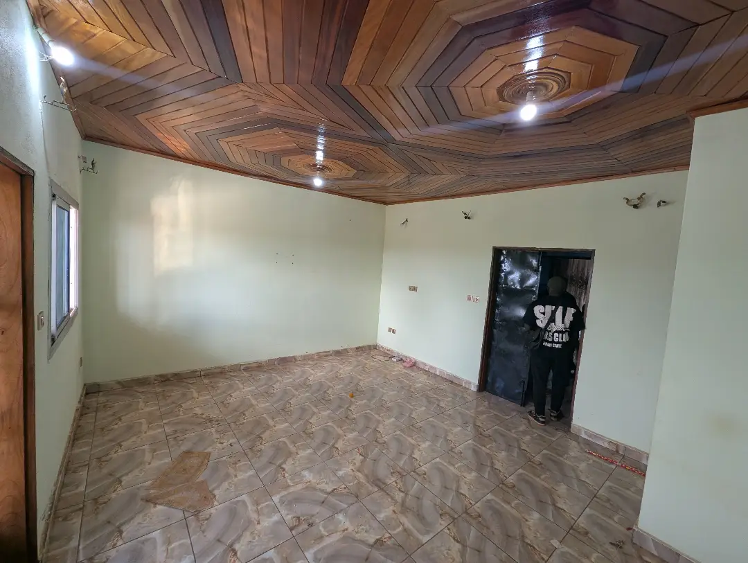 Appartement moderne à louer à Bafoussam Maeture - Image 3