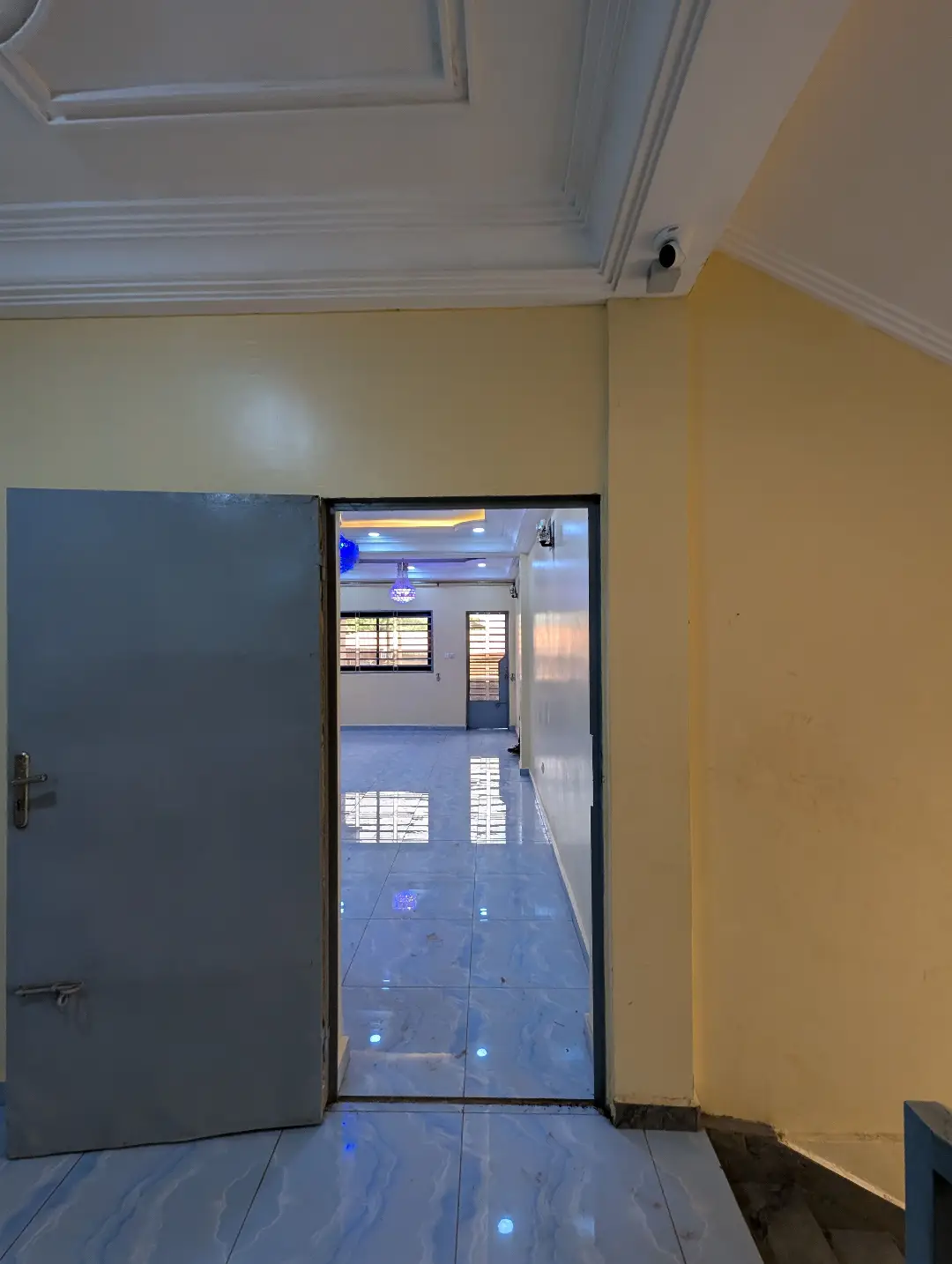Appartement moderne à louer à Bafoussam 2eme Carrefour Eveche - Image 3
