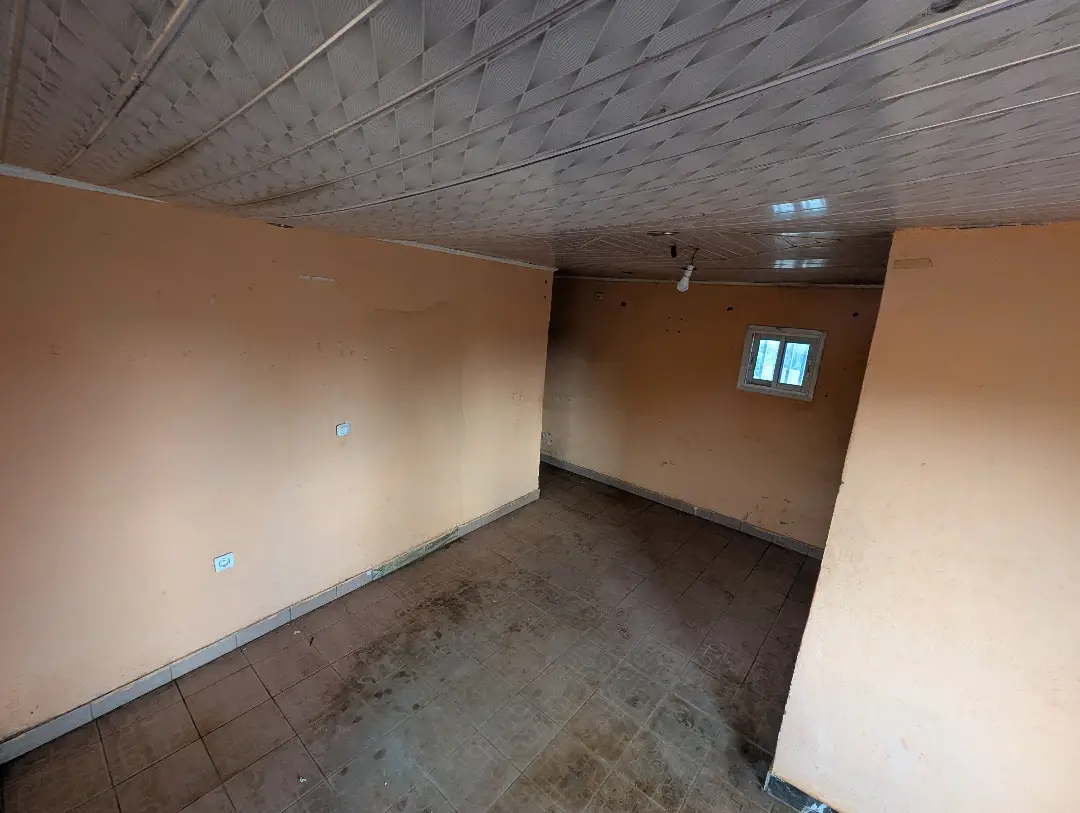 Appartement moderne à louer à Bafoussam Tchitchap - Image 3