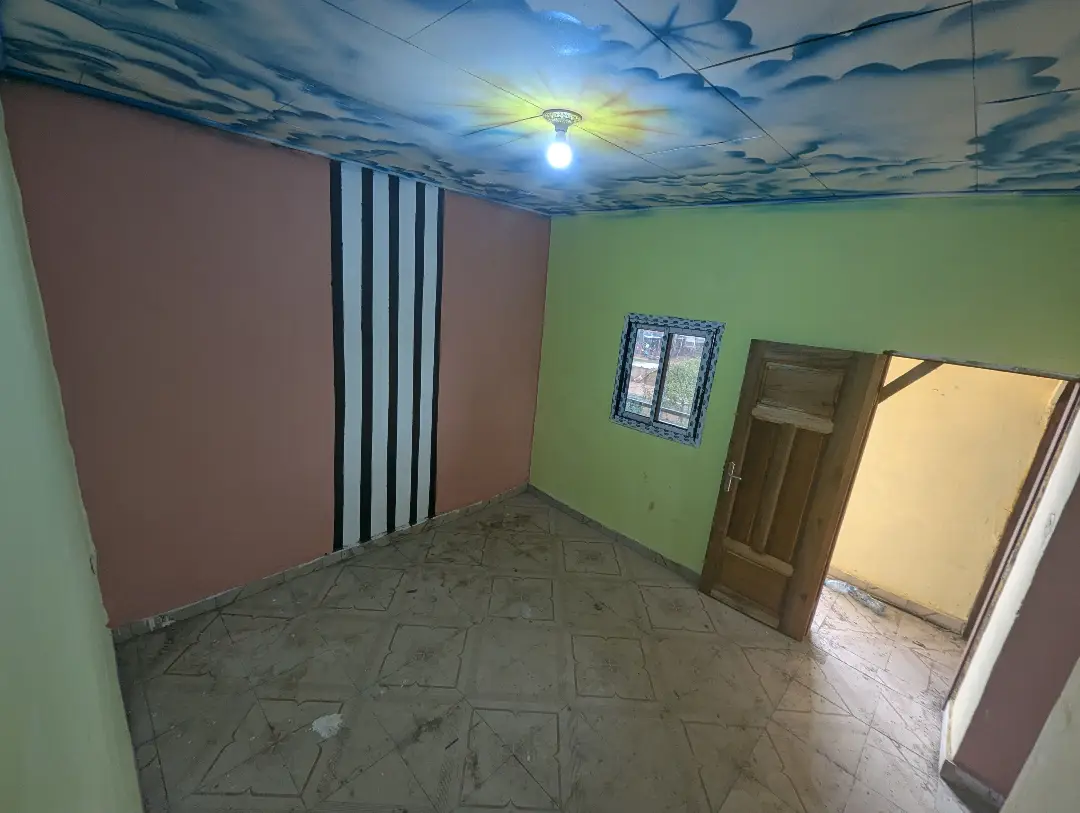 Studio moderne à louer à Bafoussam Touristique - Image 3
