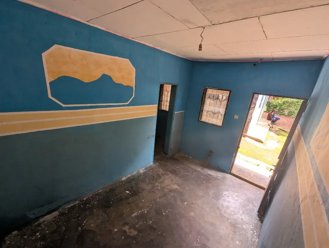 Studio moderne à louer à Bafoussam Tyo Ville - Image 3