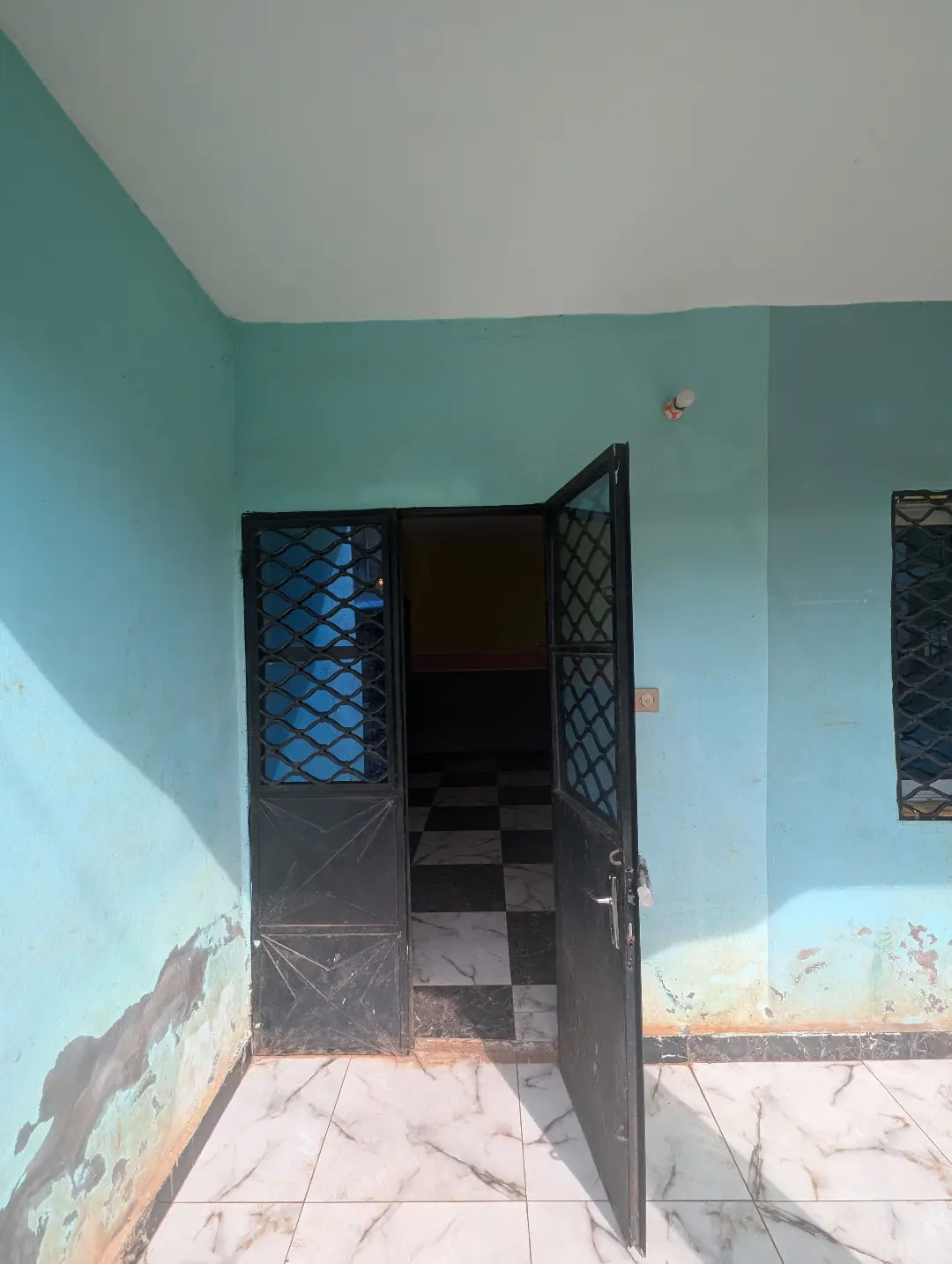 Appartement moderne à louer à Bafoussam Nouvelle Cathedrale - Image 3