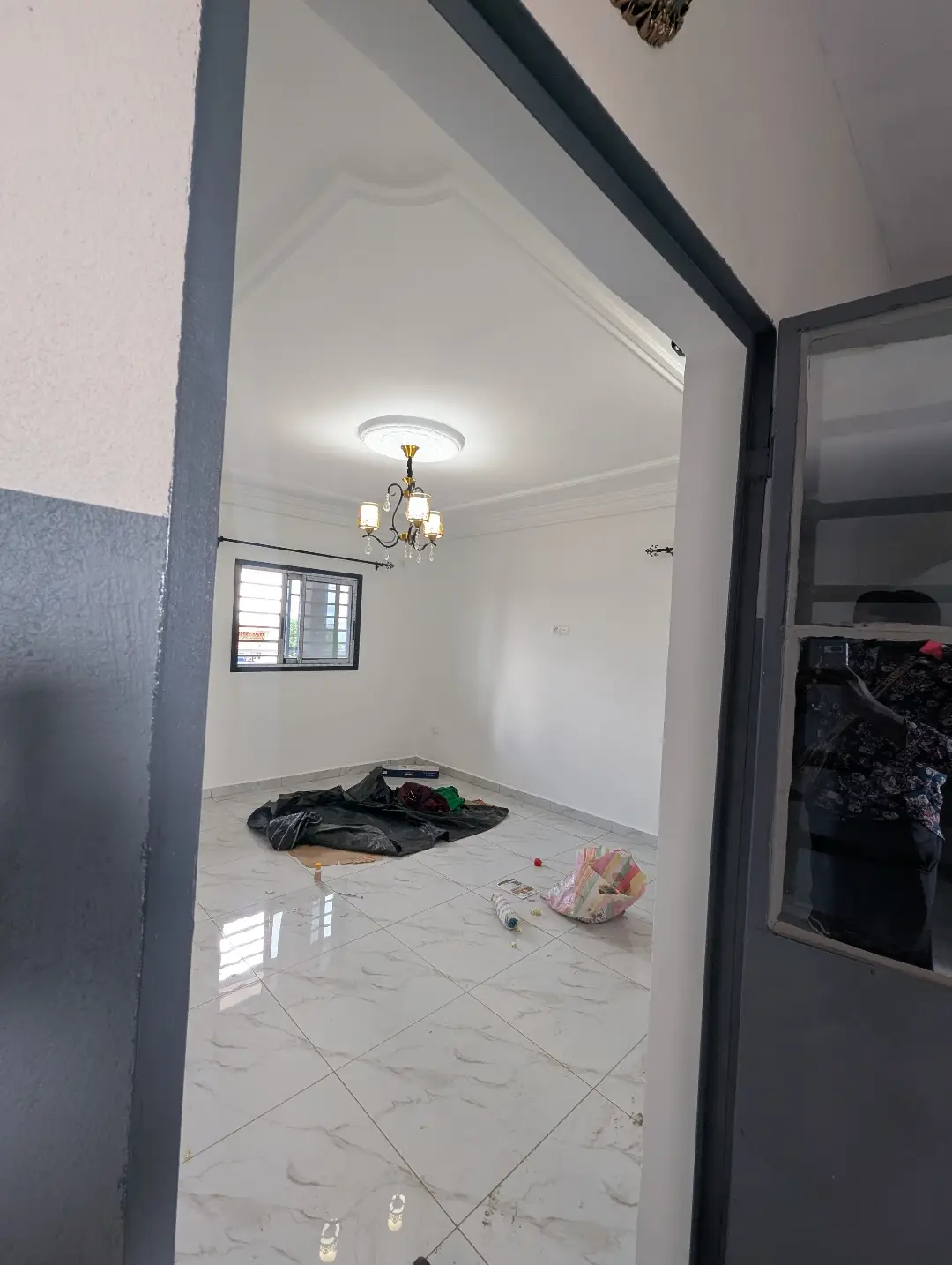 Studio moderne à louer à Bafoussam Mairie Rural - Image 3