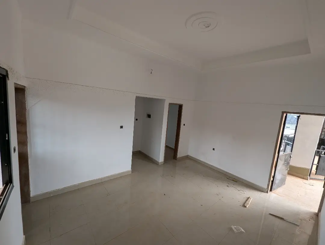Studio moderne à louer à Bafoussam Entre Domicile Tankou - Image 3