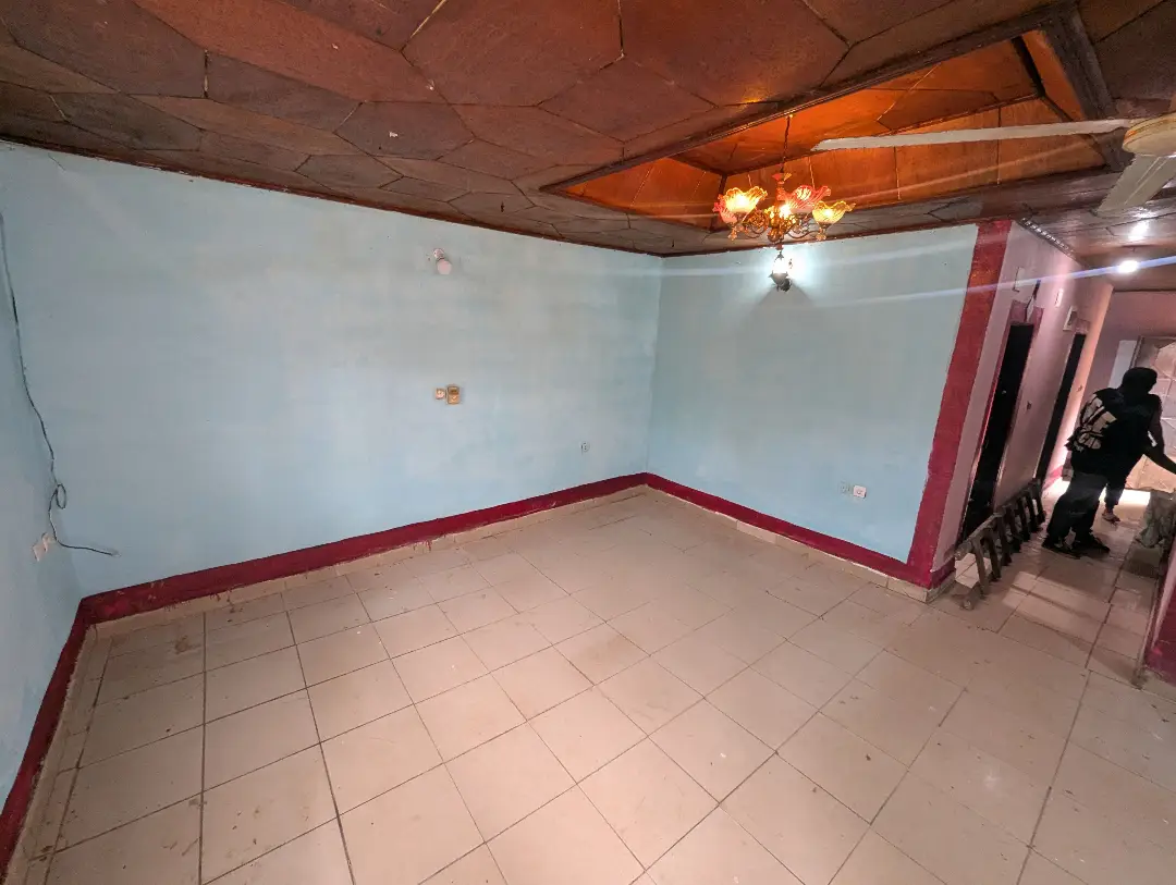 Maison moderne à louer à Bafoussam Auberge Du Lac - Image 3