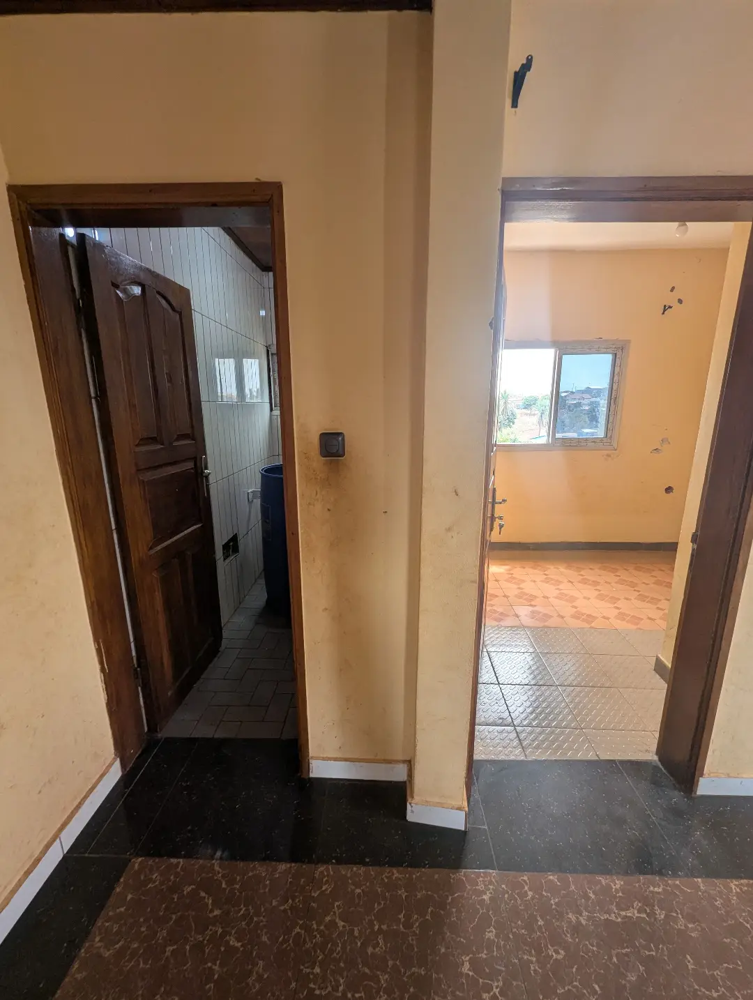 Appartement moderne à louer à Bafoussam Groupe 3 - Image 3
