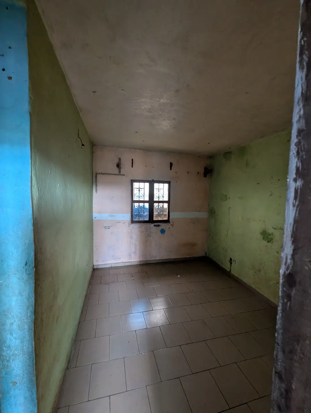 Studio moderne à louer à Bafoussam Colaco - Image 3