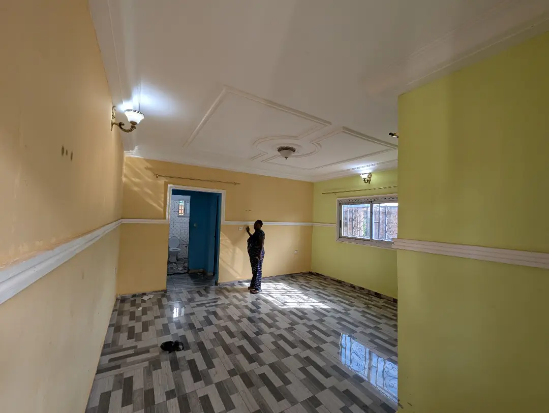 Appartement moderne à louer à Bafoussam Maeture - Image 3