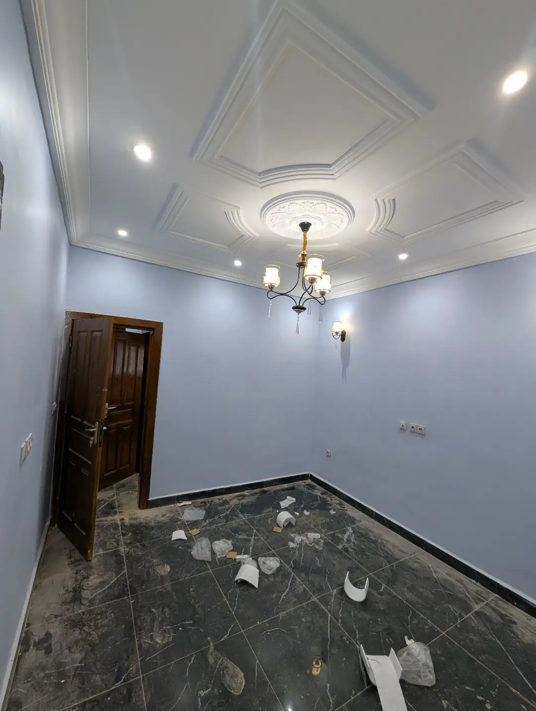 Studio moderne à louer à Bafoussam Maeture - Image 3