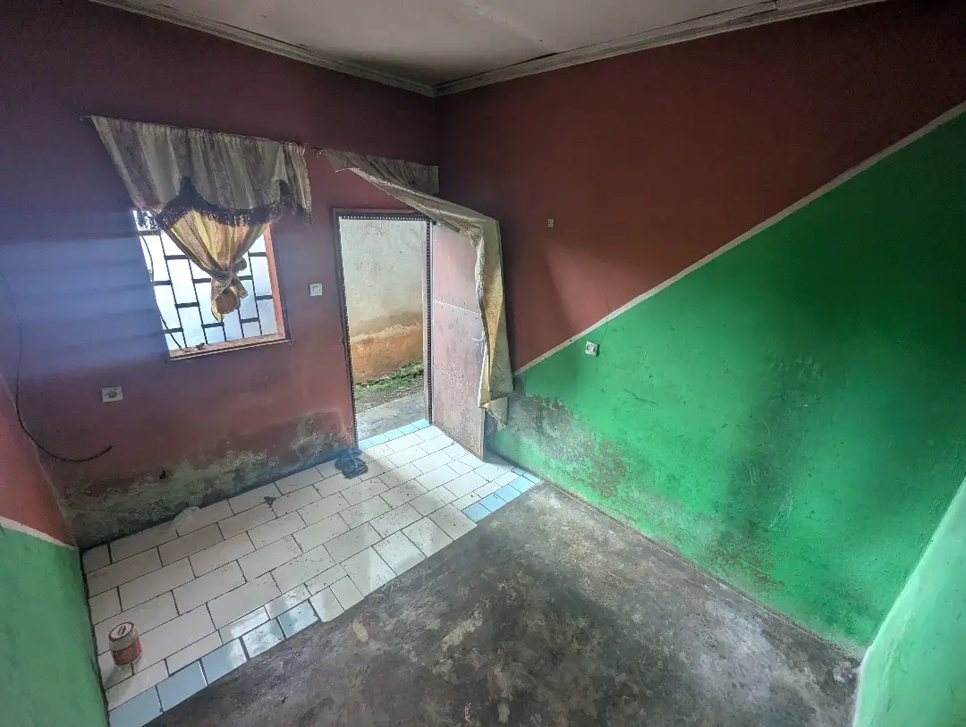 Chambre à louer à Bafoussam Colaco - Image 3