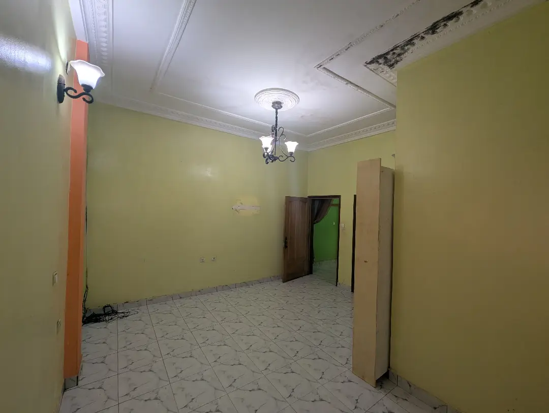 Appartement moderne à louer à Bafoussam Voltaire - Image 31