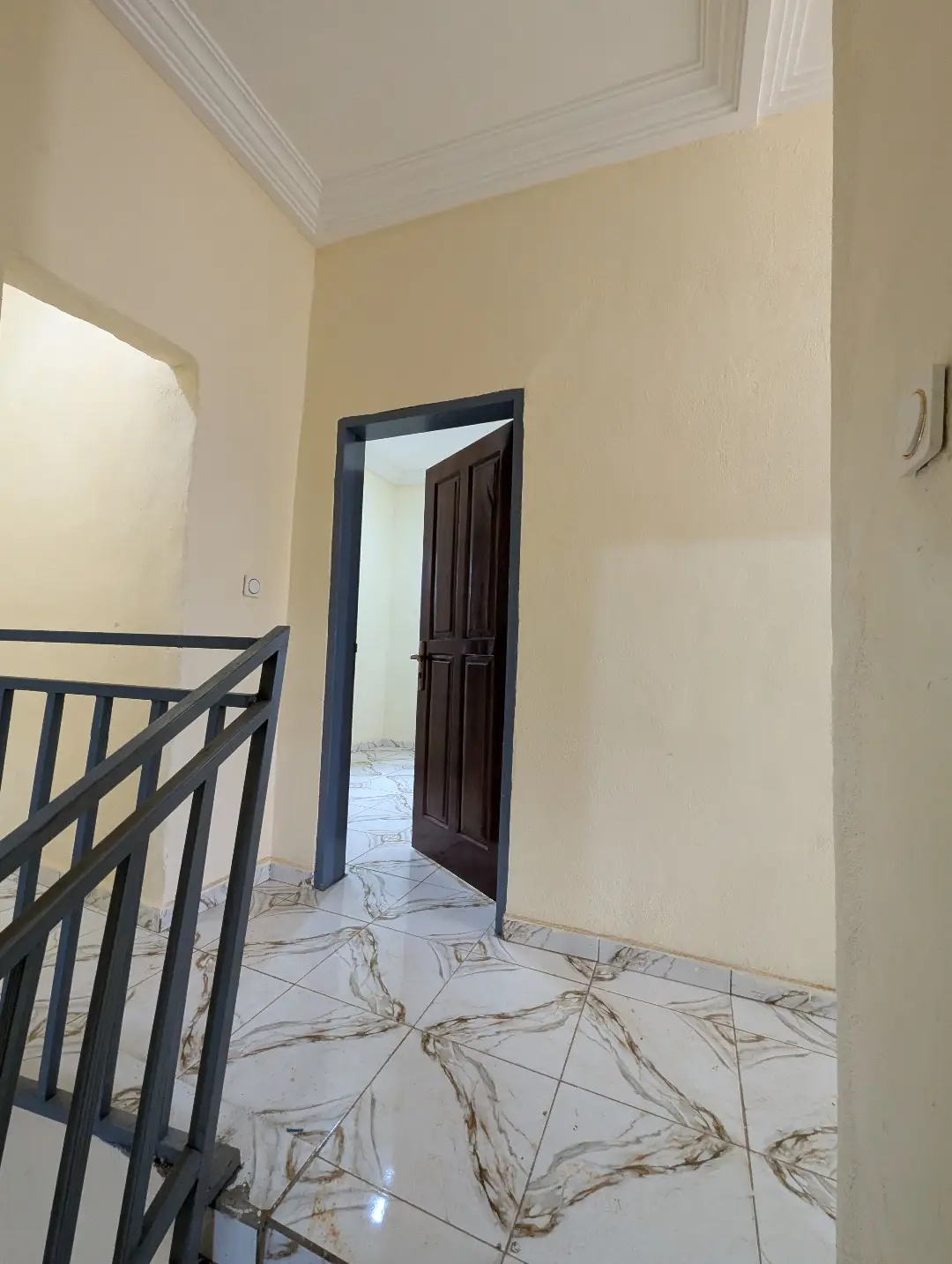 Villa moderne à vendre à Bafoussam Memboutchi - Image 31