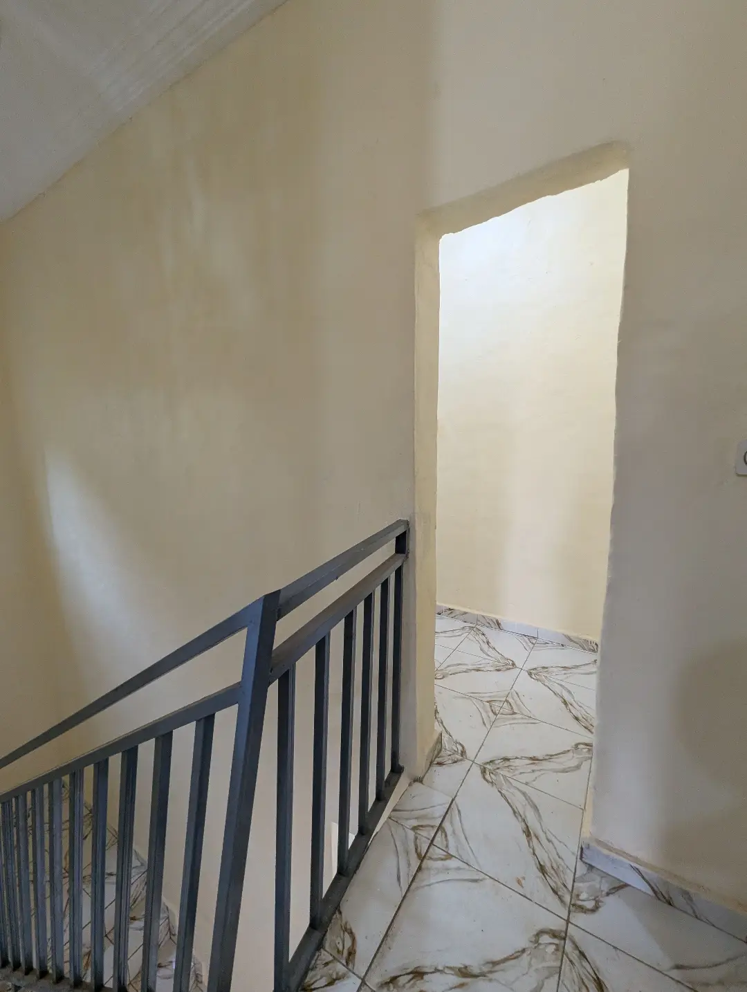 Villa moderne à vendre à Bafoussam Memboutchi - Image 34