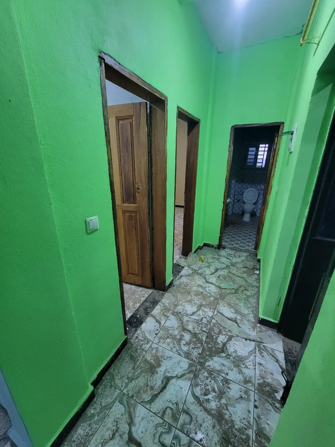 Studio moderne à louer à Bafoussam Ndze - Image 4