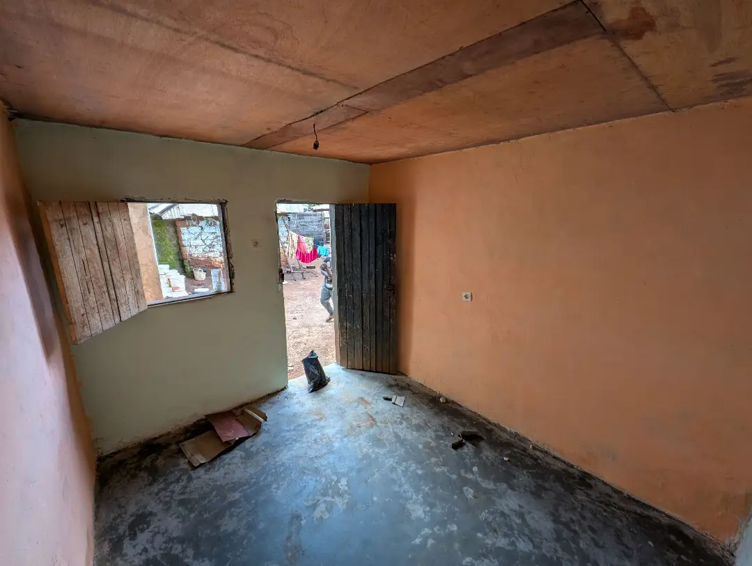 Chambre  à louer à Bafoussam 3eme Carrefour Eveche - Image 4